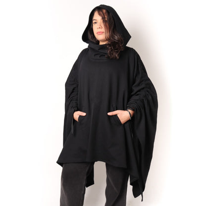 PONCHO IKI | ALGODÓN NEGRO CON GORRO